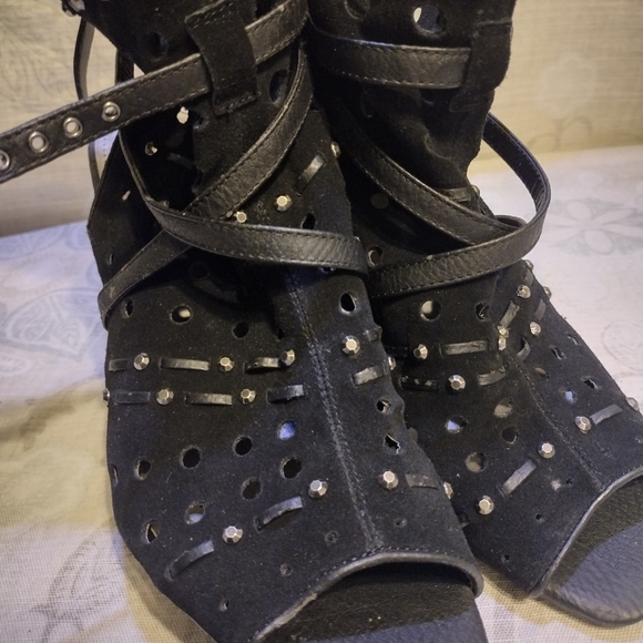 Fergie Black Studded Heels - Picture 1 of 12